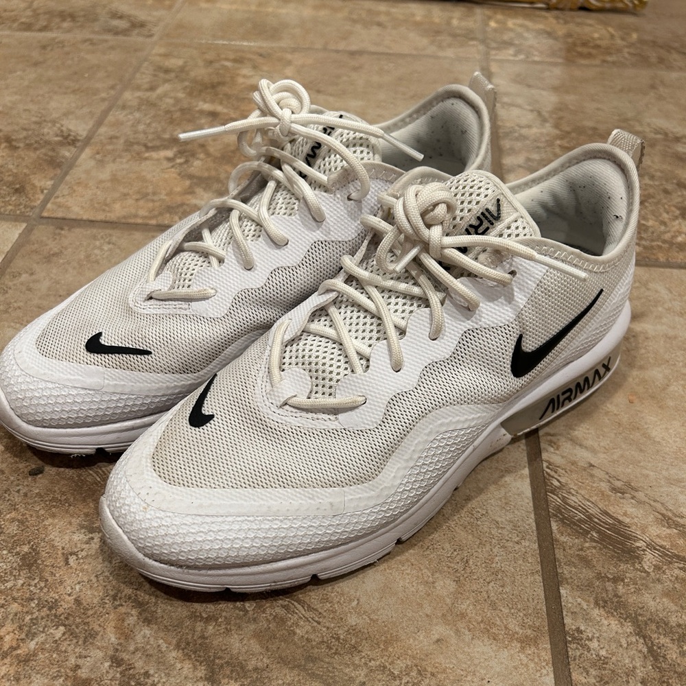 Nike air max